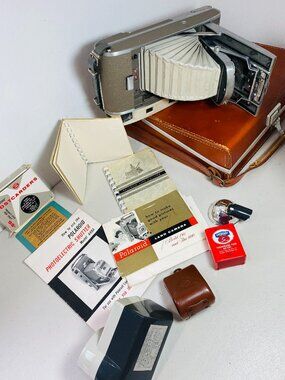 VNTG Camera Polaroid 800, Leather Case, Tully, Wink Light, Accessories, Untested
